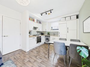 KITCHEN/DINING AREA- click for photo gallery